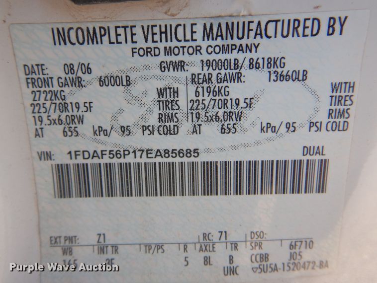 image for item DB7776 2007 Ford F550 Super Duty  utility / service truck
