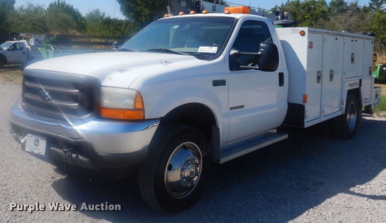 image for item DB7777 2001 Ford F550 Super Duty  utility / service truck