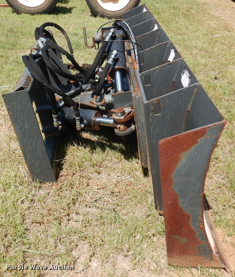 image for item DB7788 Skid steer six-way dozer blade