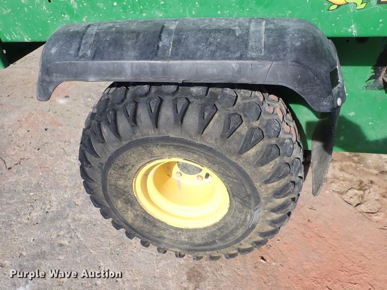 image for item DF8403 2002 John Deere Gator  utility vehicle
