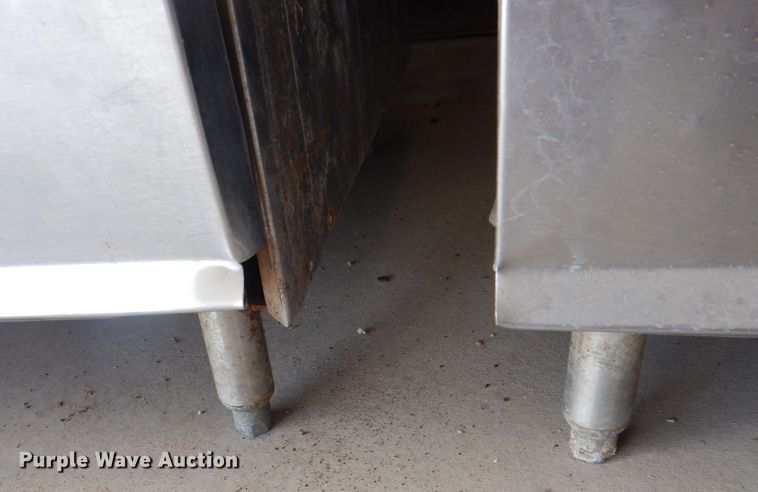 image for item DH7506 (4) Montague 2-115AG convection ovens