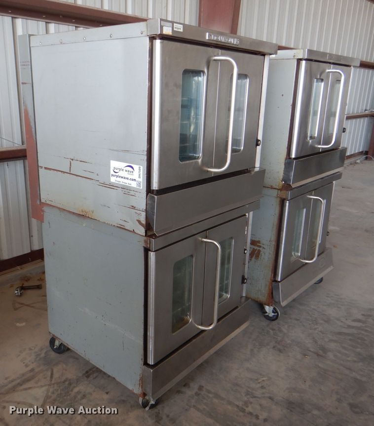 image for item DH7509 (4) Montague 115XAG convection ovens