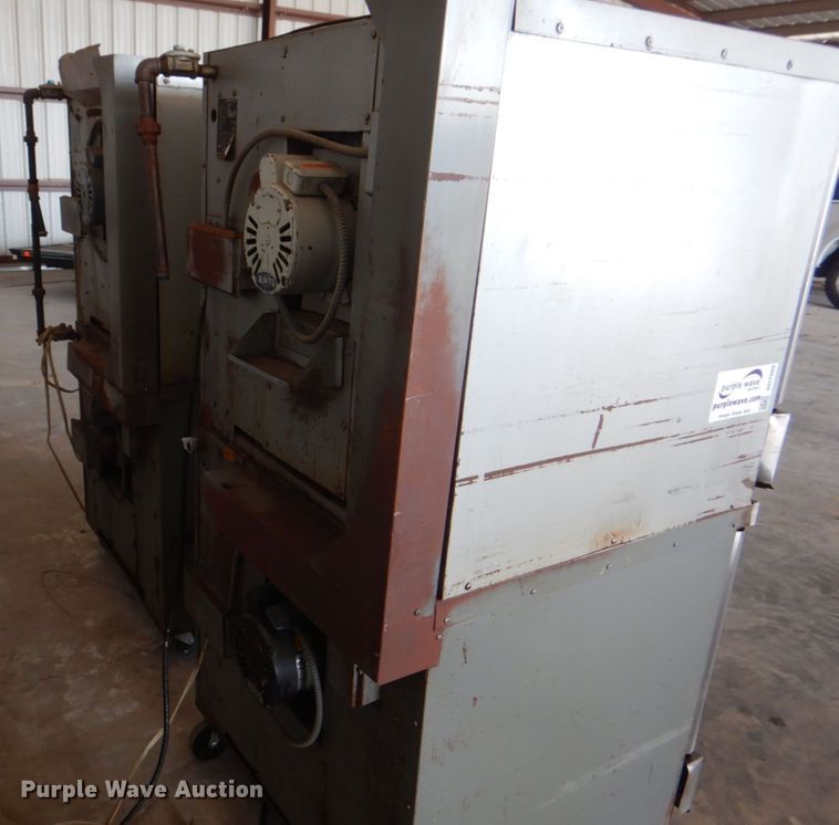 image for item DH7509 (4) Montague 115XAG convection ovens