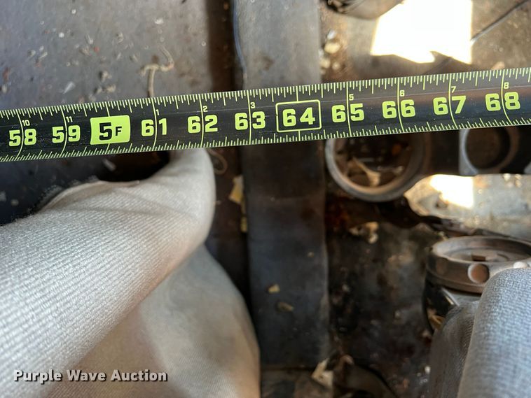 image for item DJ7720 2000 Peterbilt 379  semi truck