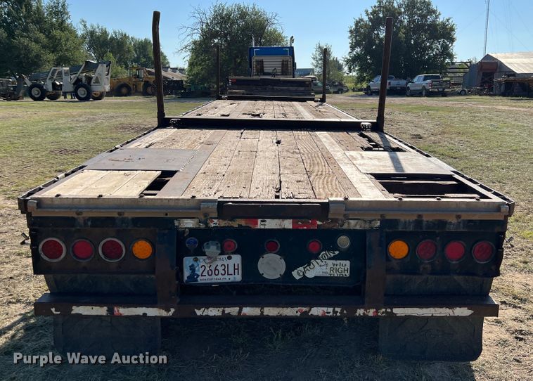 image for item DJ7721 2000 Doonan 532DB14A  drop deck equipment trailer