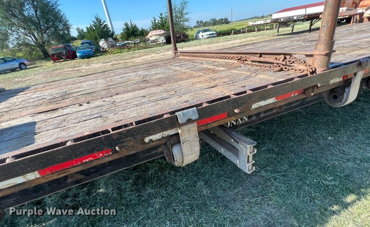 image for item DJ7721 2000 Doonan 532DB14A  drop deck equipment trailer