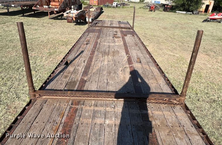 image for item DJ7721 2000 Doonan 532DB14A  drop deck equipment trailer