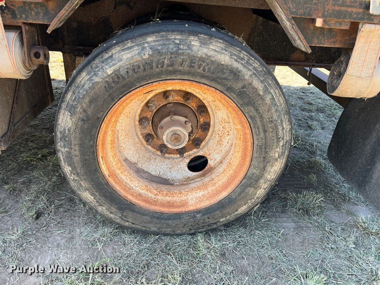 image for item DJ7721 2000 Doonan 532DB14A  drop deck equipment trailer