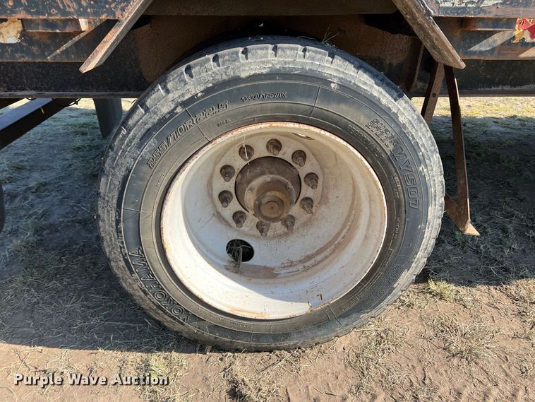 image for item DJ7721 2000 Doonan 532DB14A  drop deck equipment trailer