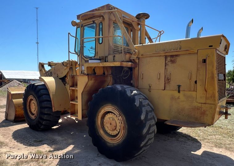 image for item DJ7723 Michigan 125B  wheel loader