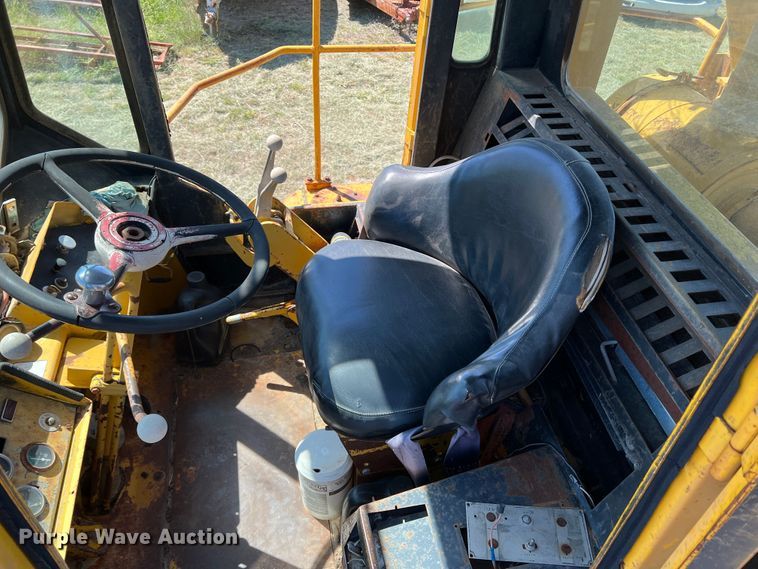 image for item DJ7723 Michigan 125B  wheel loader