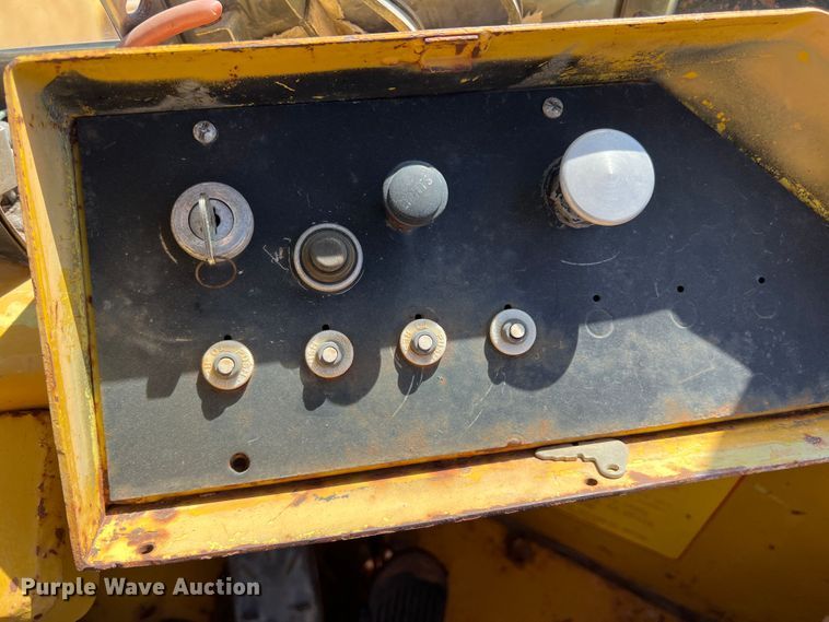 image for item DJ7723 Michigan 125B  wheel loader