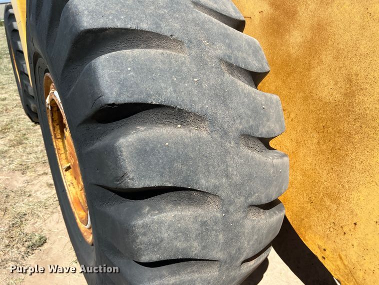 image for item DJ7723 Michigan 125B  wheel loader