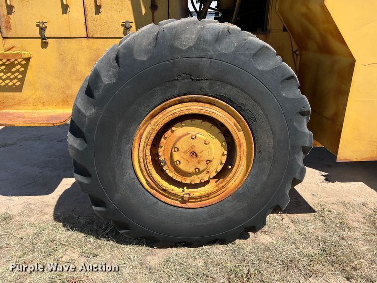 image for item DJ7723 Michigan 125B  wheel loader