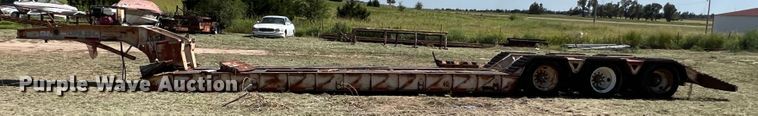 image for item DJ7727 1990 Trail King TK100HDG  lowboy equipment trailer