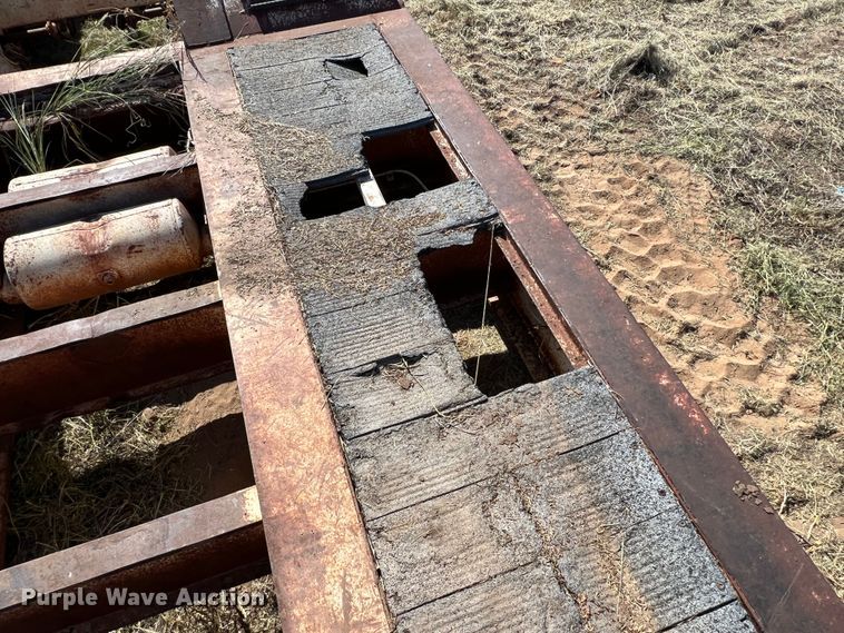 image for item DJ7727 1990 Trail King TK100HDG  lowboy equipment trailer