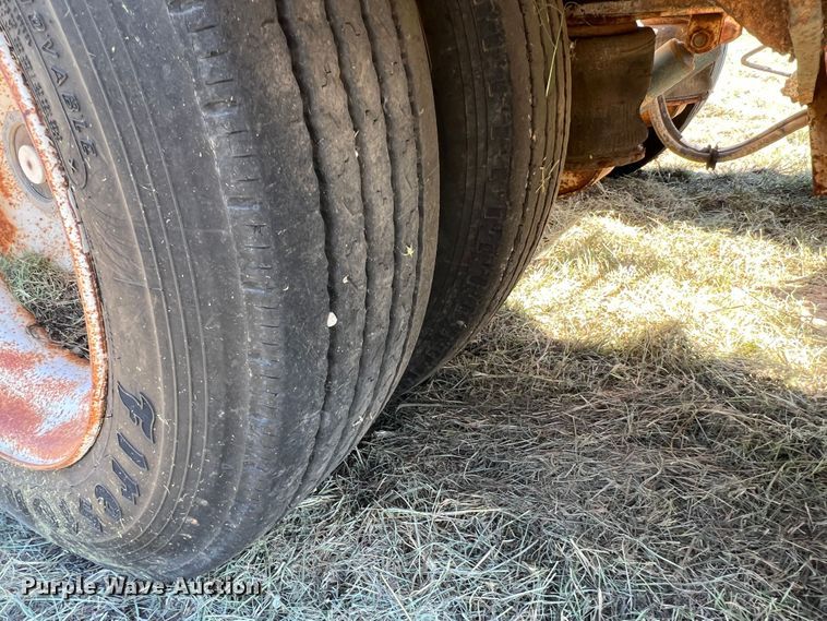 image for item DJ7727 1990 Trail King TK100HDG  lowboy equipment trailer