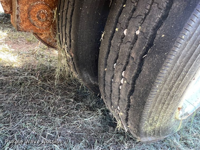 image for item DJ7727 1990 Trail King TK100HDG  lowboy equipment trailer