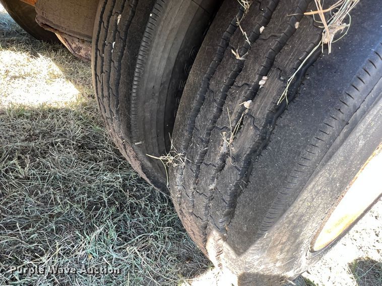 image for item DJ7727 1990 Trail King TK100HDG  lowboy equipment trailer