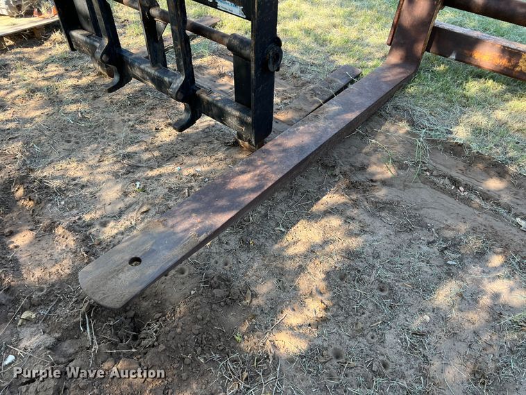 image for item DJ7732 Pemberton JD744  forks