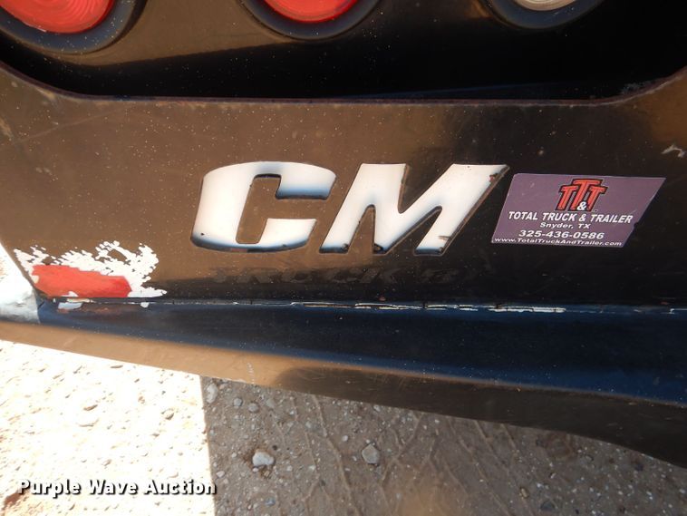 image for item DJ8993 2015 Chevrolet Silverado 3500HD  Crew Cab flatbed pickup truck