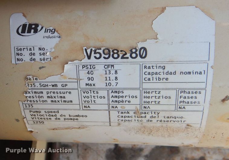 image for item DJ8996 2015 Chevrolet Silverado 3500HD  Crew Cab flatbed pickup truck