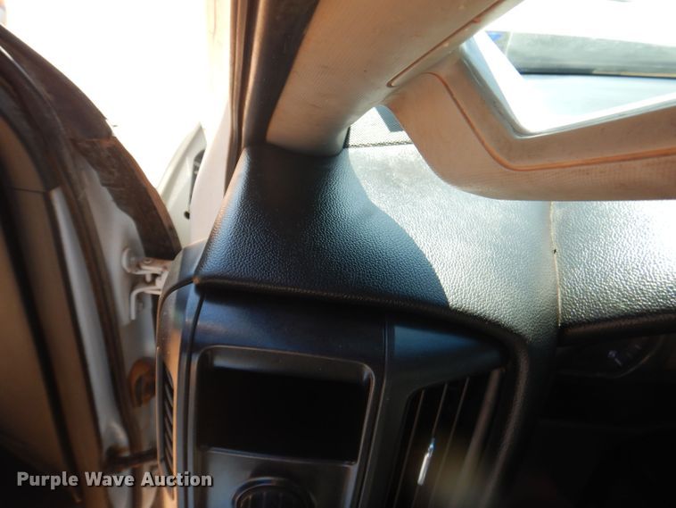 image for item DJ8996 2015 Chevrolet Silverado 3500HD  Crew Cab flatbed pickup truck