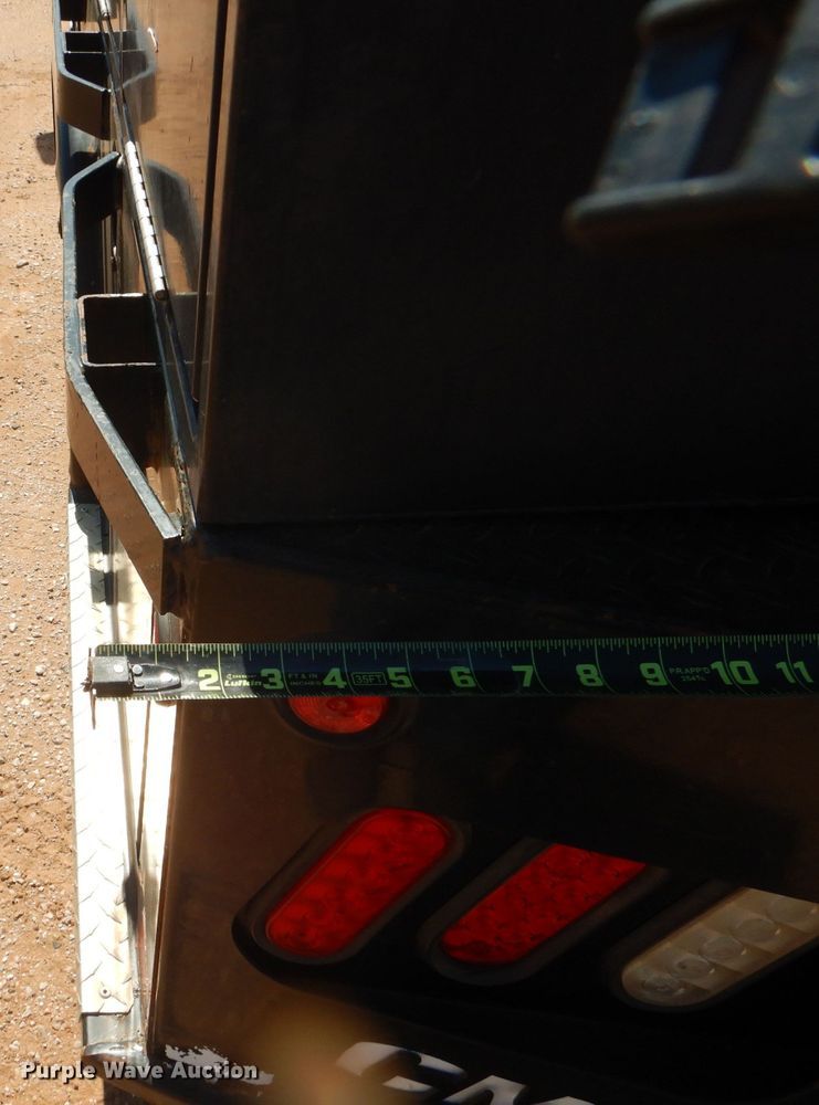 image for item DJ8996 2015 Chevrolet Silverado 3500HD  Crew Cab flatbed pickup truck