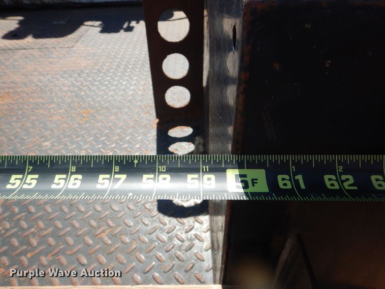 image for item DJ8996 2015 Chevrolet Silverado 3500HD  Crew Cab flatbed pickup truck