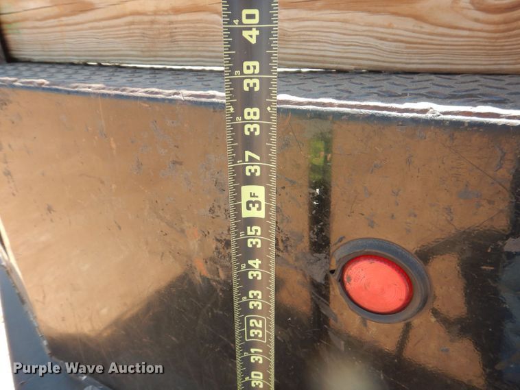 image for item DJ8996 2015 Chevrolet Silverado 3500HD  Crew Cab flatbed pickup truck