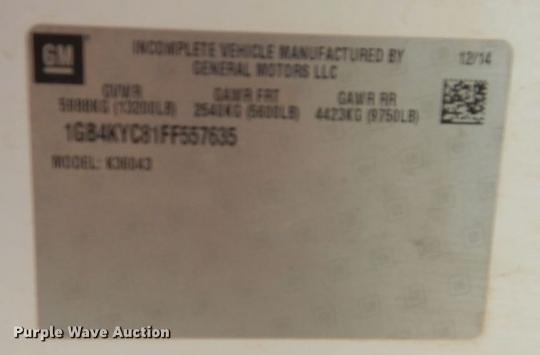 image for item DJ8996 2015 Chevrolet Silverado 3500HD  Crew Cab flatbed pickup truck