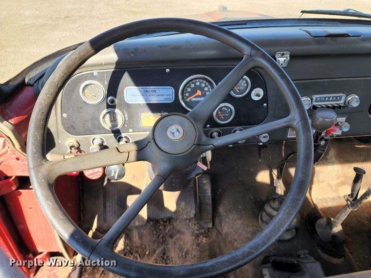 image for item DL6675 1968 International Loadstar 1600  dump flatbed truck