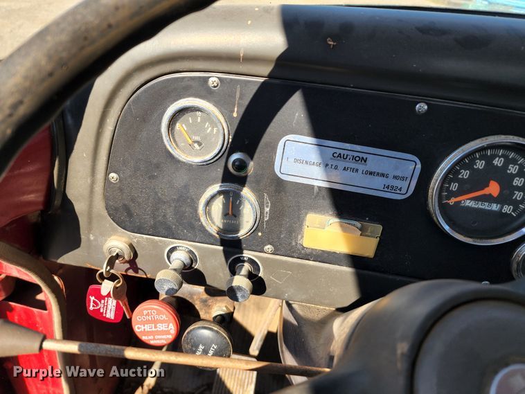 image for item DL6675 1968 International Loadstar 1600  dump flatbed truck