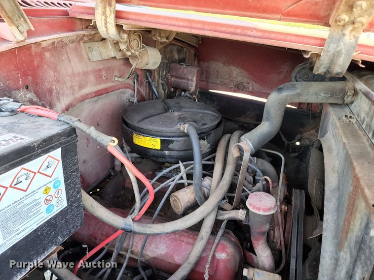 image for item DL6675 1968 International Loadstar 1600  dump flatbed truck