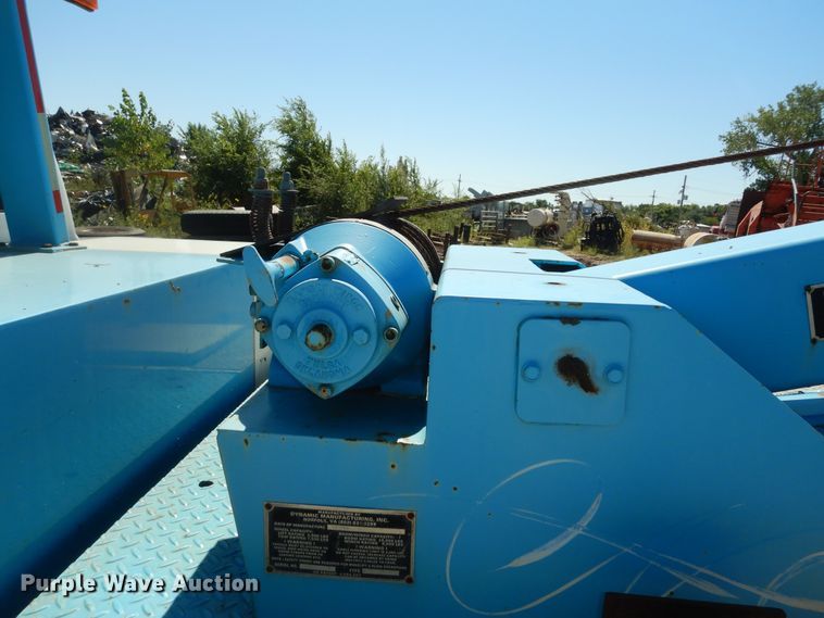 image for item DM3131 2005 Chevrolet Silverado 3500  tow truck