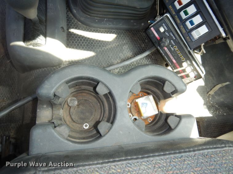 image for item DM3131 2005 Chevrolet Silverado 3500  tow truck