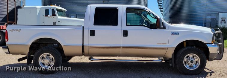 image for item DM8015 2003 Ford F250 Super Duty Lariat  Crew Cab pickup truck
