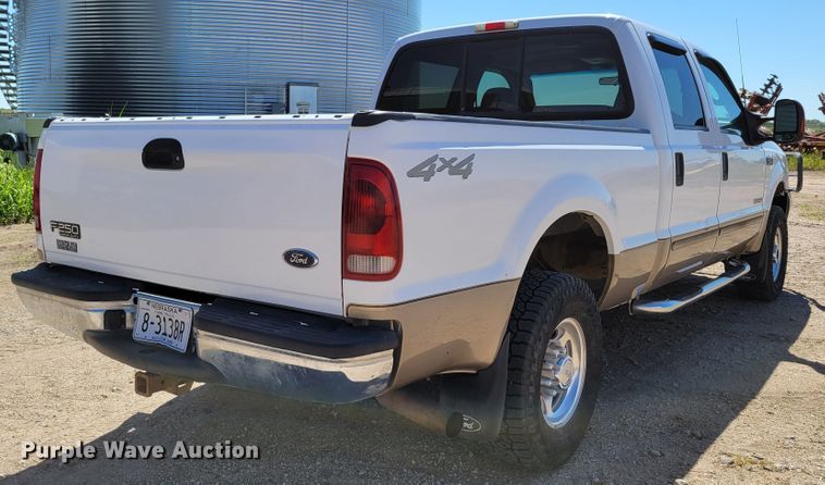 image for item DM8015 2003 Ford F250 Super Duty Lariat  Crew Cab pickup truck