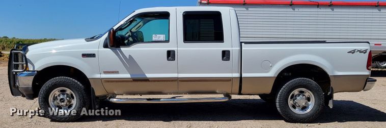 image for item DM8015 2003 Ford F250 Super Duty Lariat  Crew Cab pickup truck