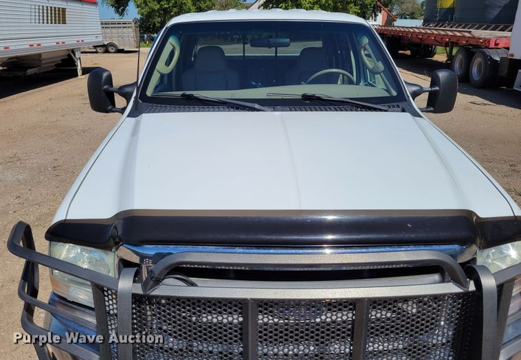 image for item DM8015 2003 Ford F250 Super Duty Lariat  Crew Cab pickup truck