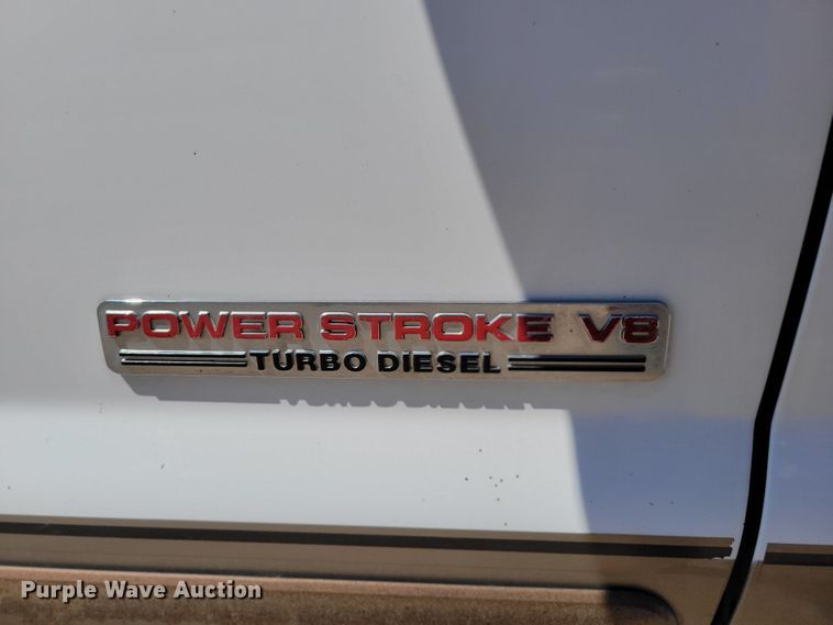 image for item DM8015 2003 Ford F250 Super Duty Lariat  Crew Cab pickup truck