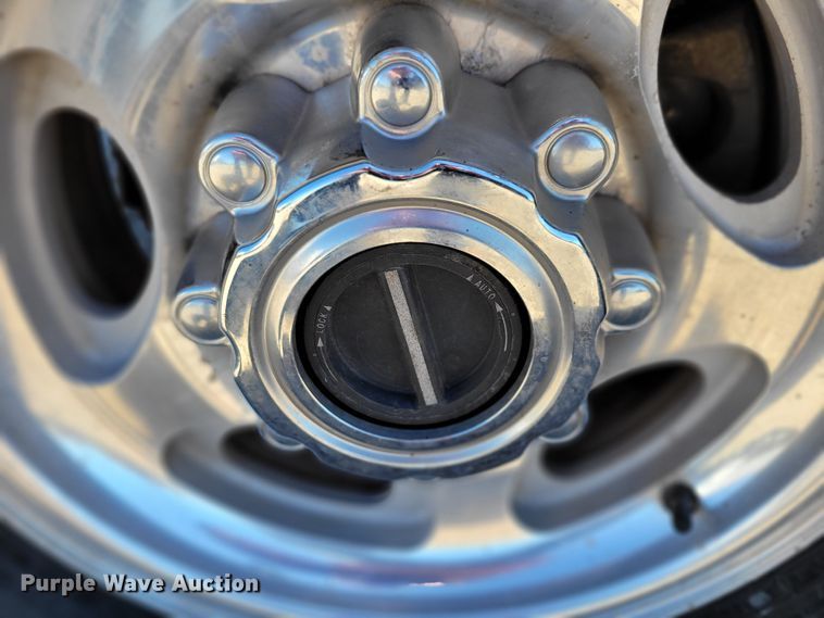 image for item DM8015 2003 Ford F250 Super Duty Lariat  Crew Cab pickup truck