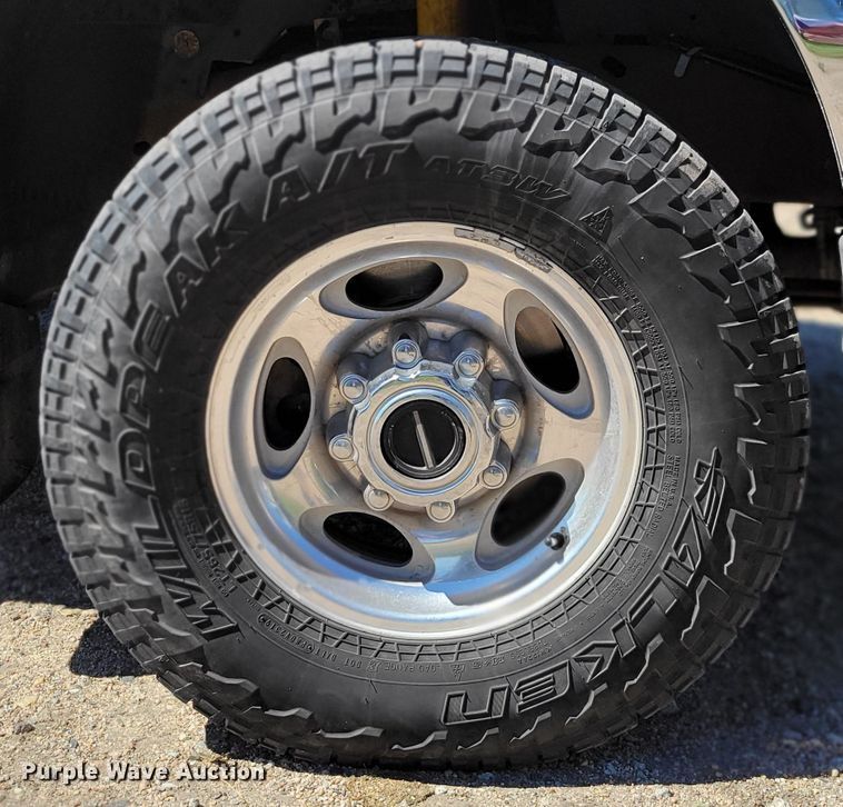 image for item DM8015 2003 Ford F250 Super Duty Lariat  Crew Cab pickup truck