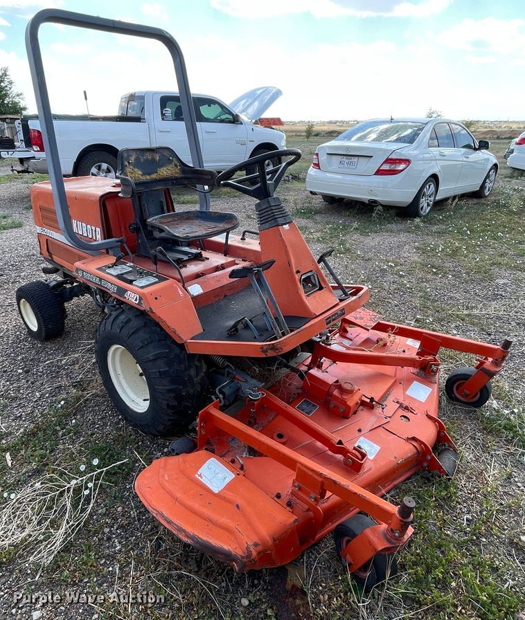 image for item DN5109 Kubota F2000  lawn mower