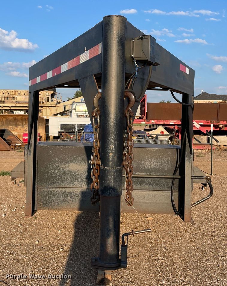 image for item DN5154 1999 Bohnert  flatbed trailer