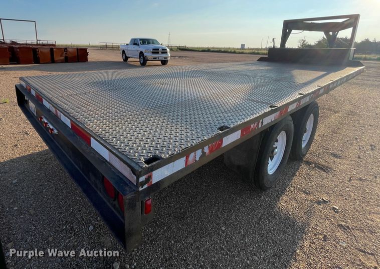 image for item DN5154 1999 Bohnert  flatbed trailer