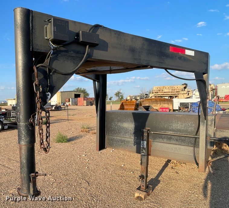 image for item DN5154 1999 Bohnert  flatbed trailer