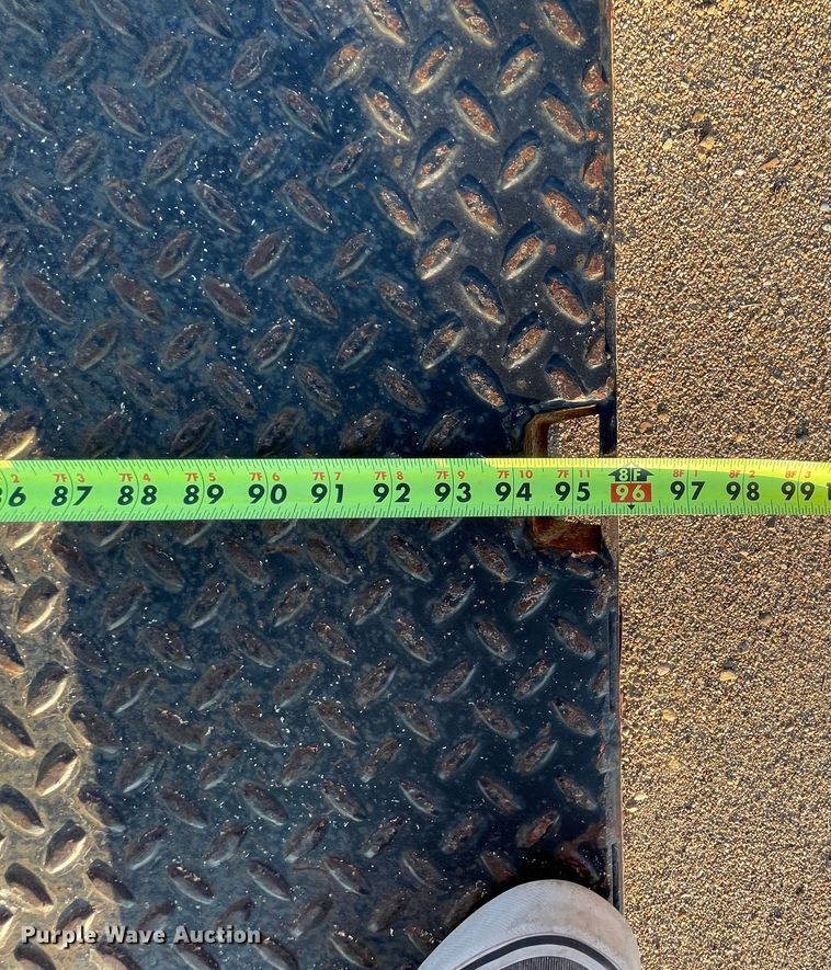 image for item DN5154 1999 Bohnert  flatbed trailer