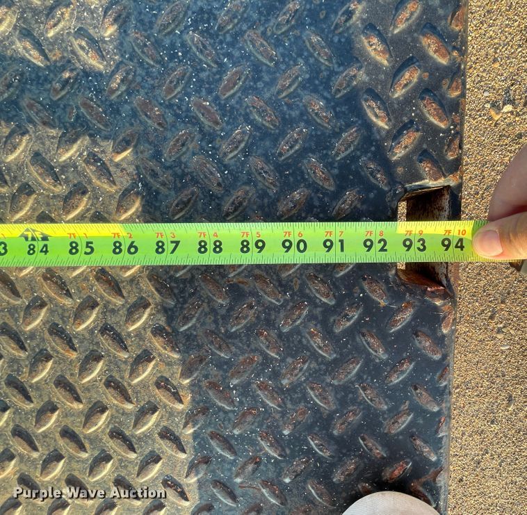 image for item DN5154 1999 Bohnert  flatbed trailer