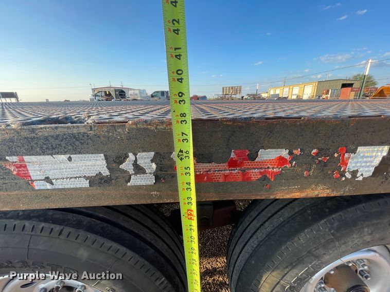 image for item DN5154 1999 Bohnert  flatbed trailer